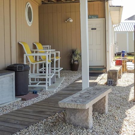 Sneads Ferry Vacation Rental Studio With Water Views Exterior photo