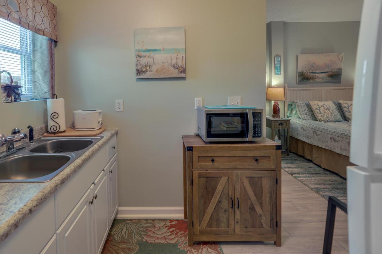 Sneads Ferry Vacation Rental Studio With Water Views Exterior photo